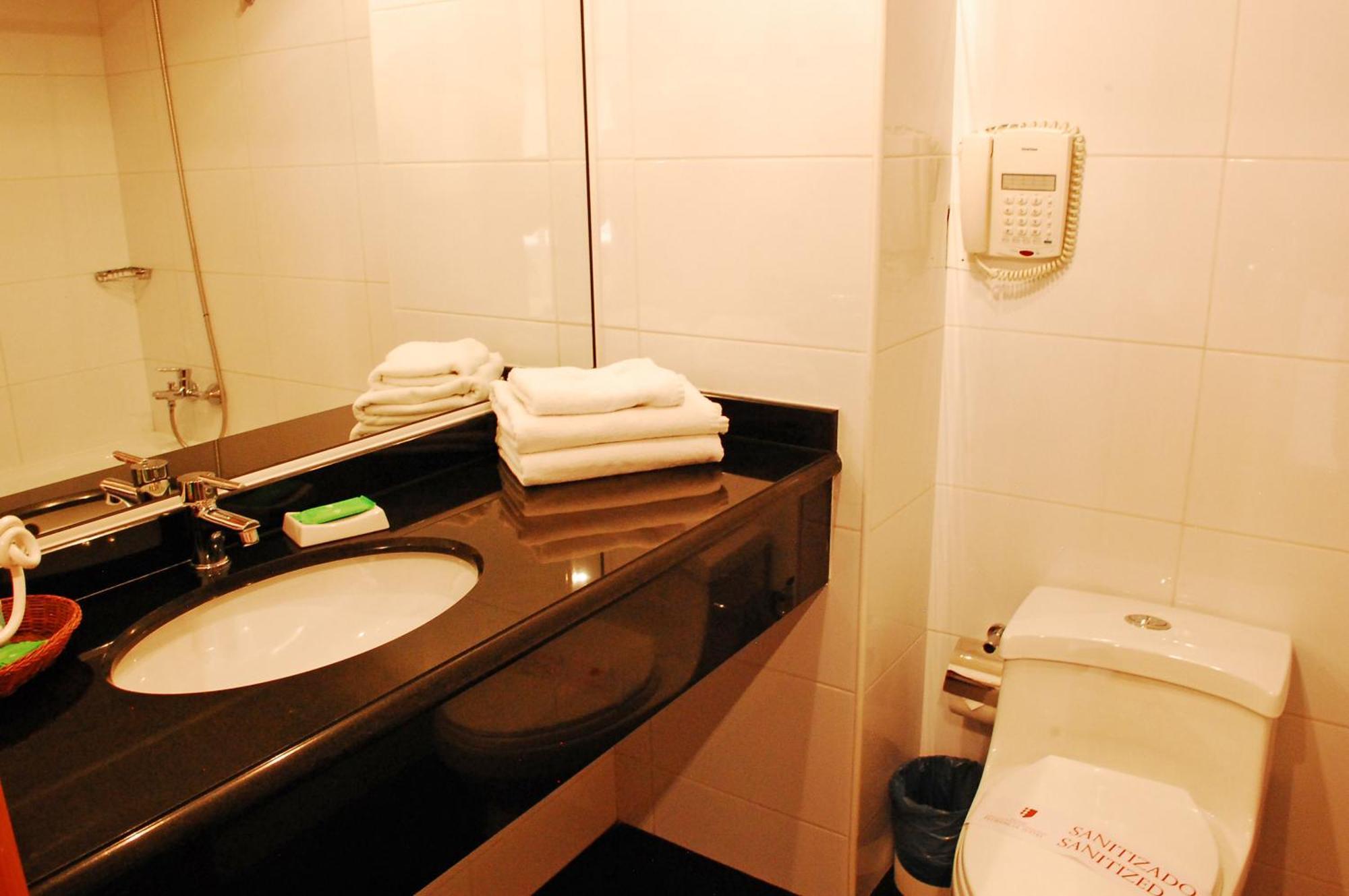 Hotel Florencia Suites & Apartments Антофагаста Номер фото